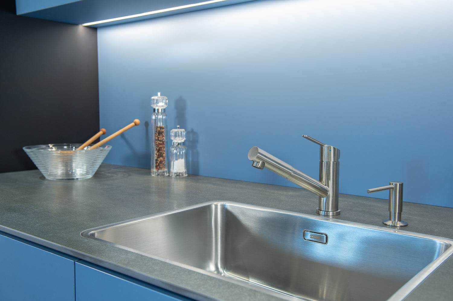 Mizzo Patro kitchen tap brushed steel
