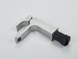 Stainless steel bathroom tap Mizzo Flucto