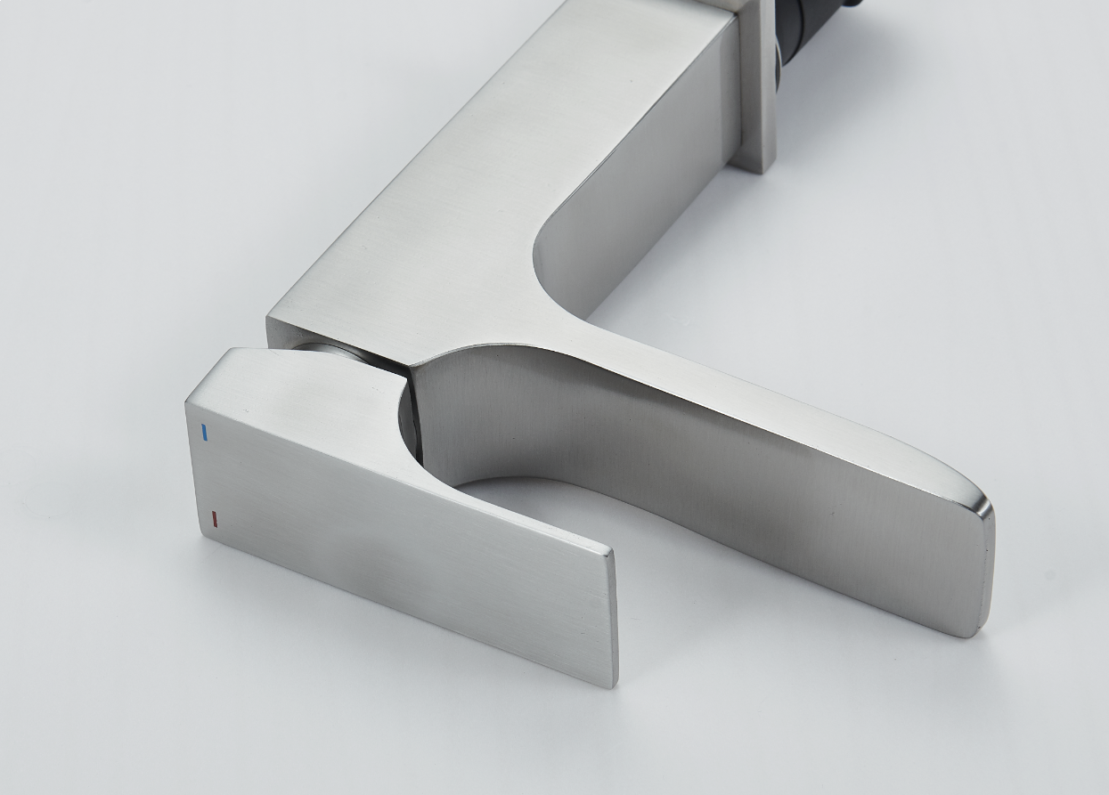 Stainless steel bathroom tap Mizzo Flucto